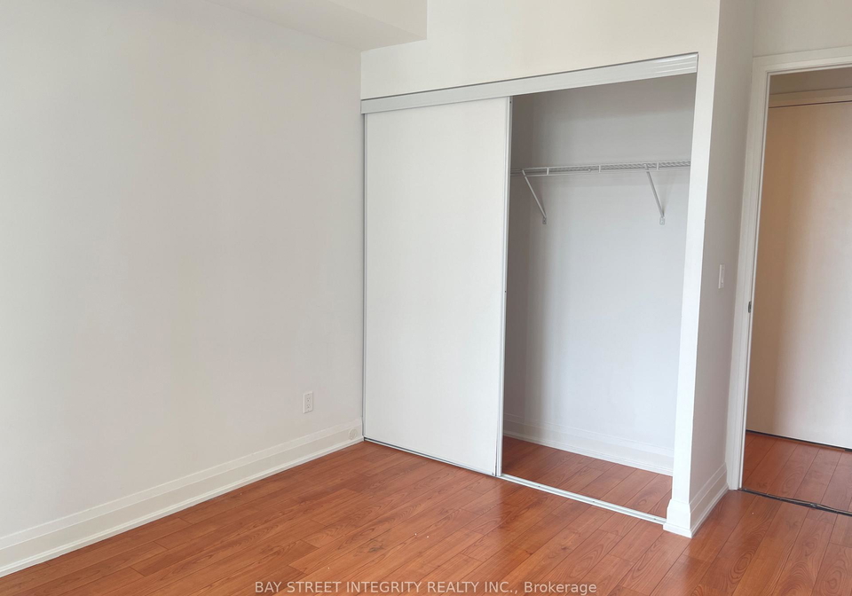 68-canterbury-place-toronto-toronto-ontario-c13564512
