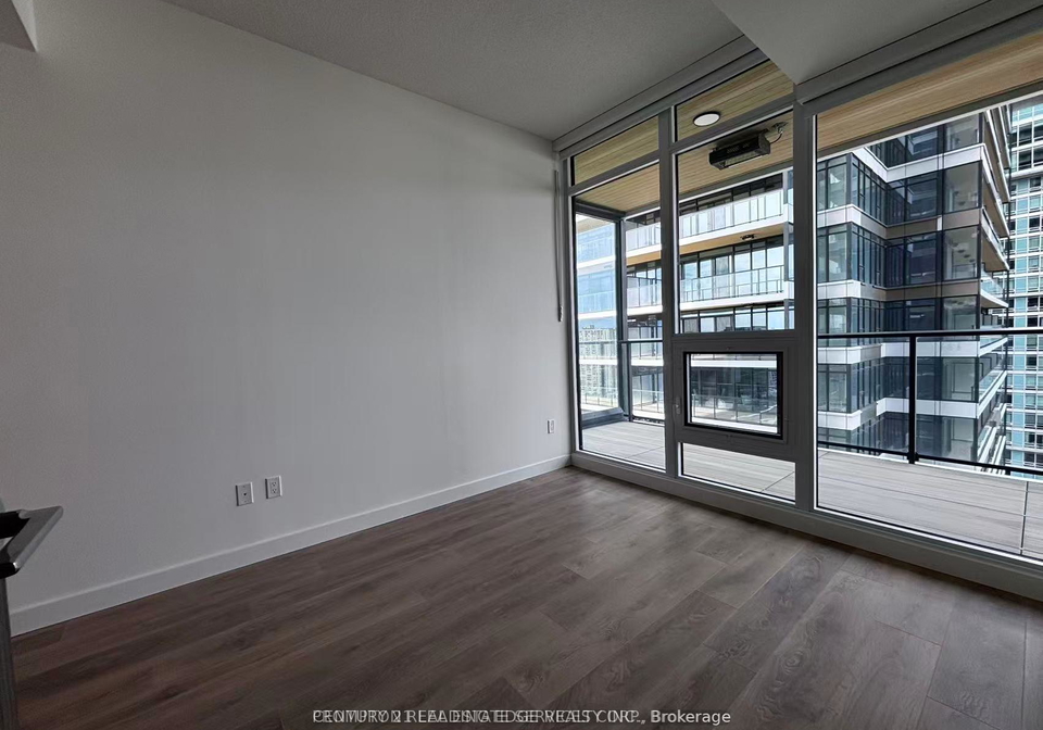 3-concord-cityplace-way-toronto-toronto-ontario-c13564522