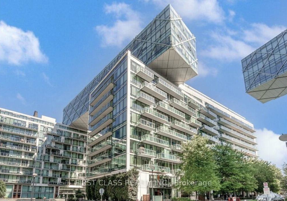 39-queens-quay-e-toronto-toronto-ontario-c13564582