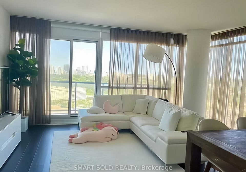 121-mcmahon-drive-toronto-north-york-ontario-c13564612