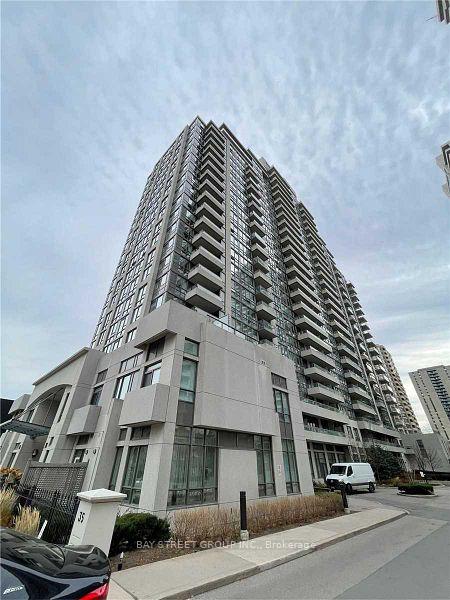 35-hollywood-avenue-toronto-north-york-ontario-c13564614