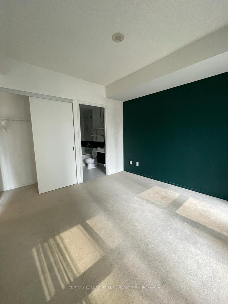 8-charlotte-street-toronto-toronto-ontario-c13564656