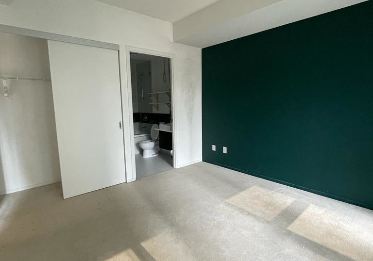 8-charlotte-street-toronto-toronto-ontario-c13564656
