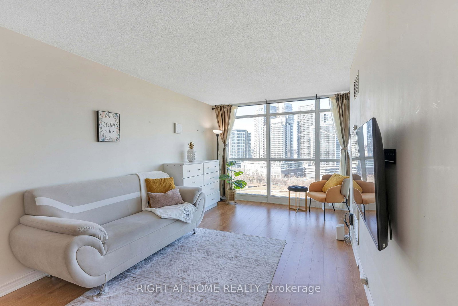 231-fort-york-boulevard-toronto-toronto-ontario-c13564710