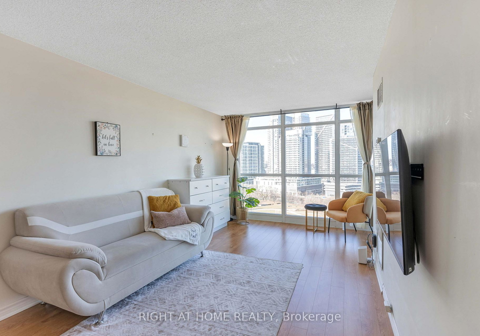 231-fort-york-boulevard-toronto-toronto-ontario-c13564710