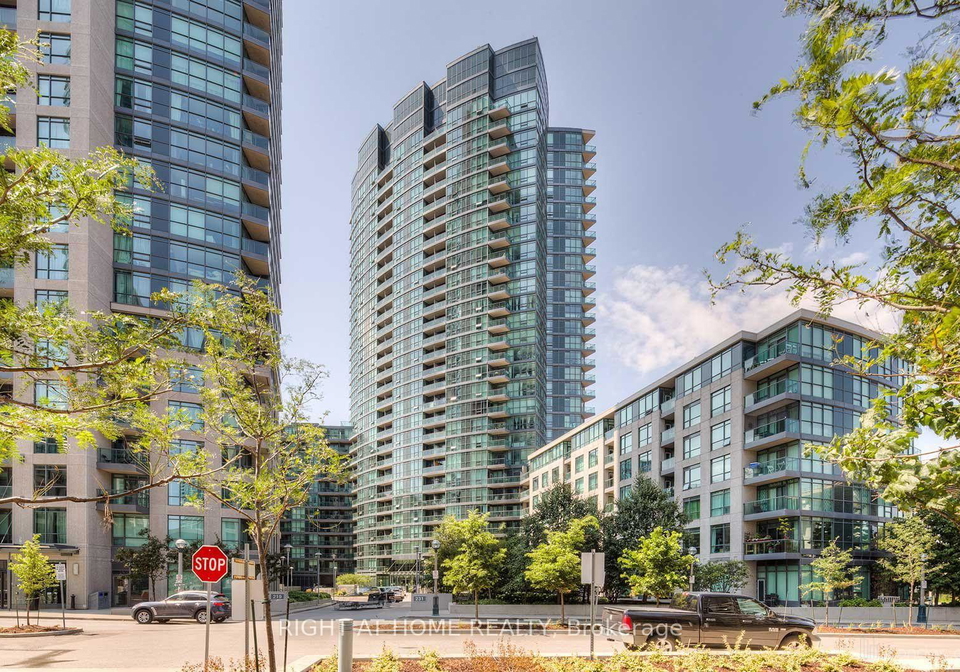 231-fort-york-boulevard-toronto-toronto-ontario-c13564710