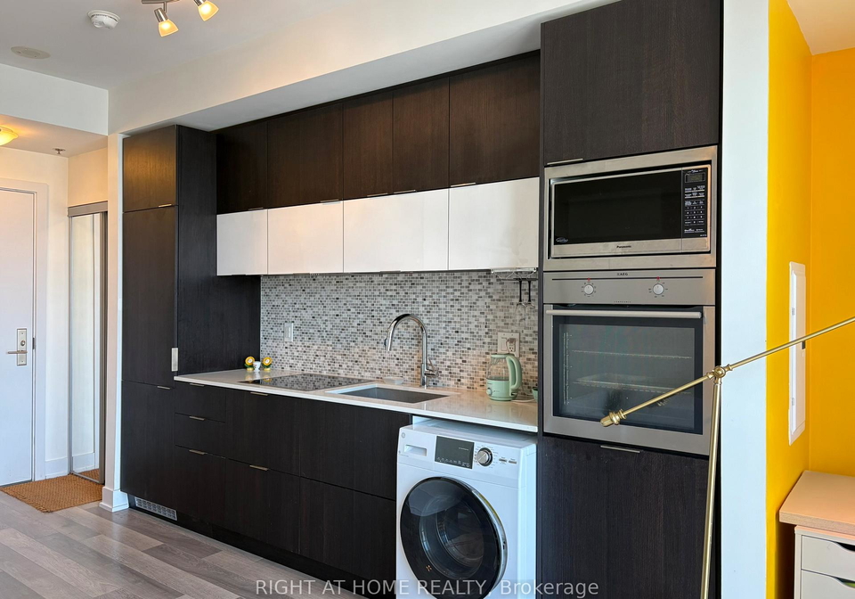 318-richmond-street-w-toronto-toronto-ontario-c13564750