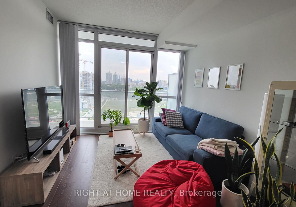 121-mcmahon-drive-toronto-north-york-ontario-c13564774