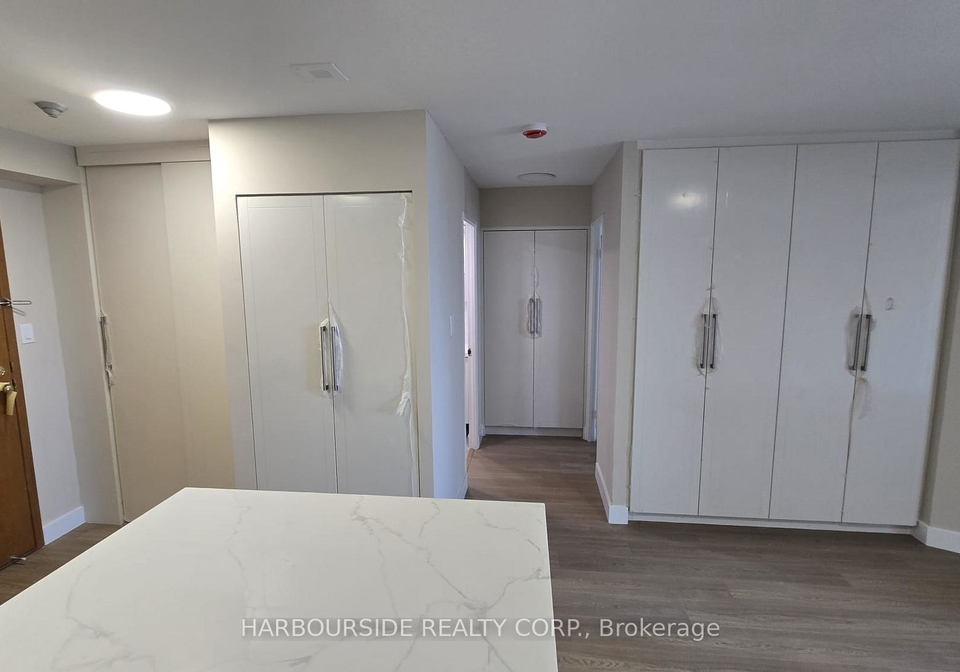 44-st-joseph-street-toronto-toronto-ontario-c13564788