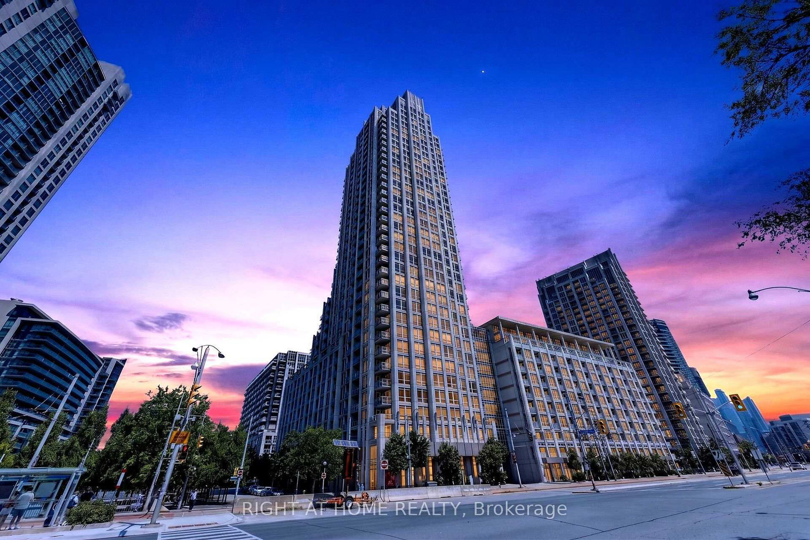 628-fleet-street-toronto-toronto-ontario-c13564904