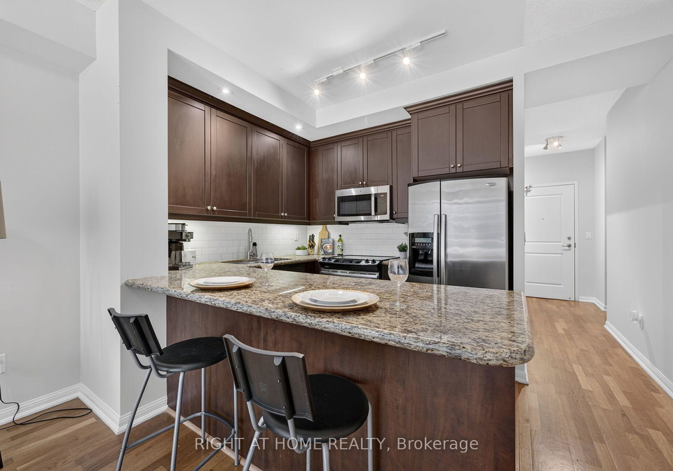 628-fleet-street-toronto-toronto-ontario-c13564904