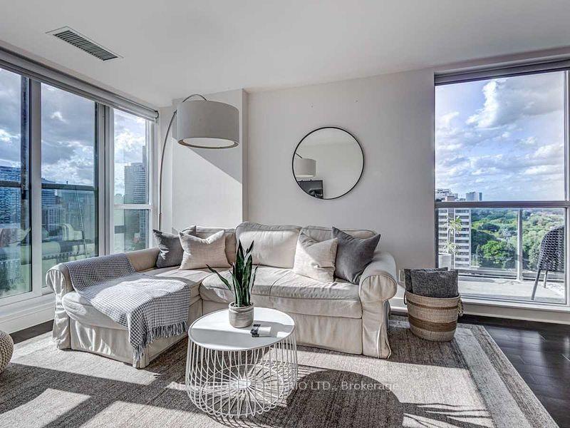 320-richmond-street-e-toronto-toronto-ontario-c13565318