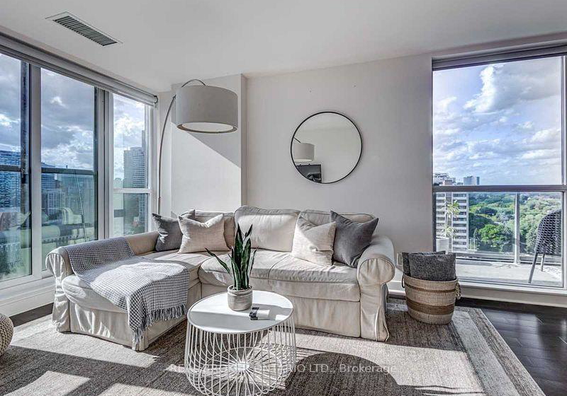 320-richmond-street-e-toronto-toronto-ontario-c13565318