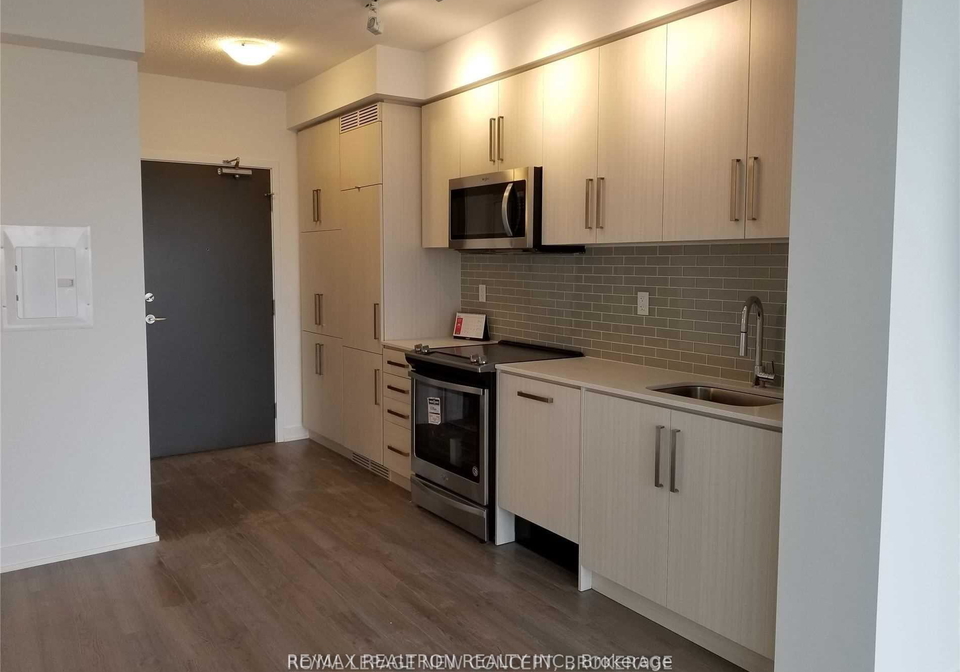 5180-yonge-street-toronto-toronto-ontario-c13565668