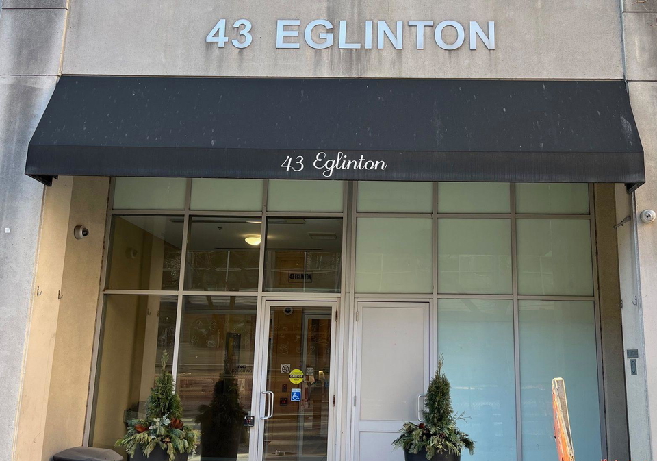 43-eglinton-avenue-e-toronto-toronto-ontario-c13565888