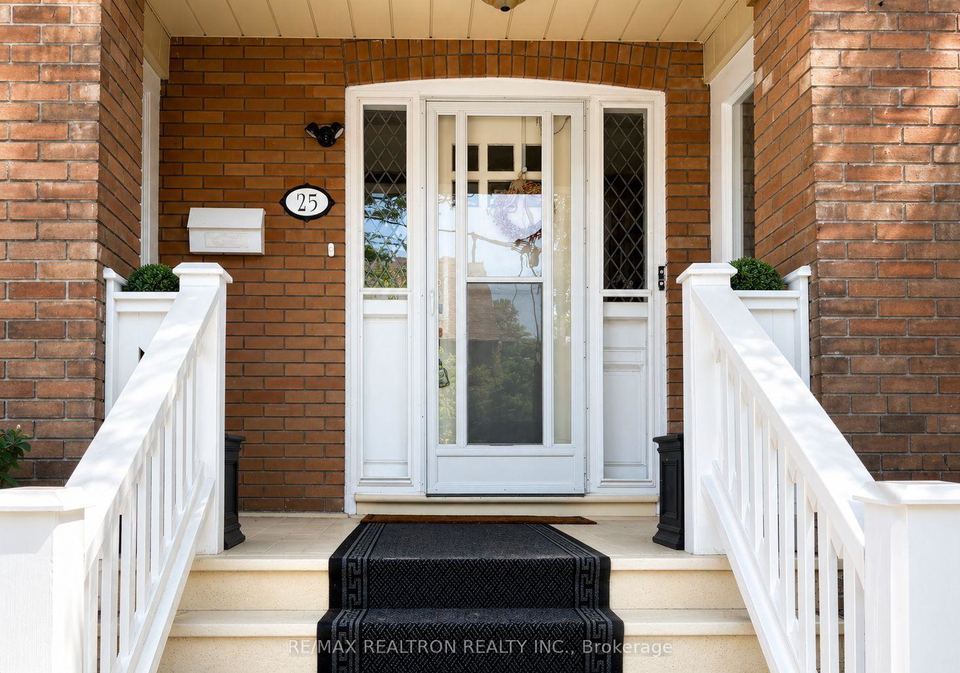25-ranleigh-avenue-toronto-toronto-ontario-c13565982