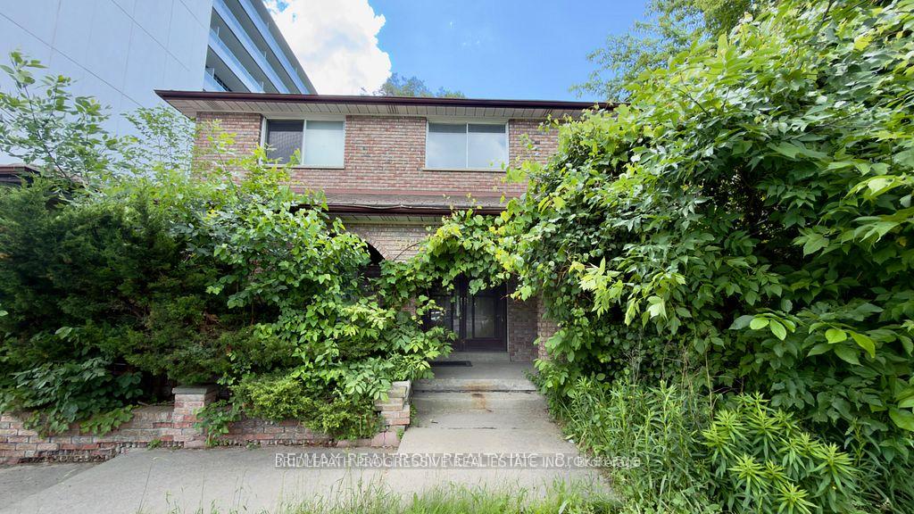 589-sheppard-avenue-e-toronto-north-york-ontario-c13566242