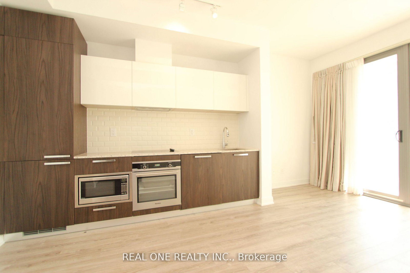50-charles-street-e-toronto-toronto-ontario-c13566278