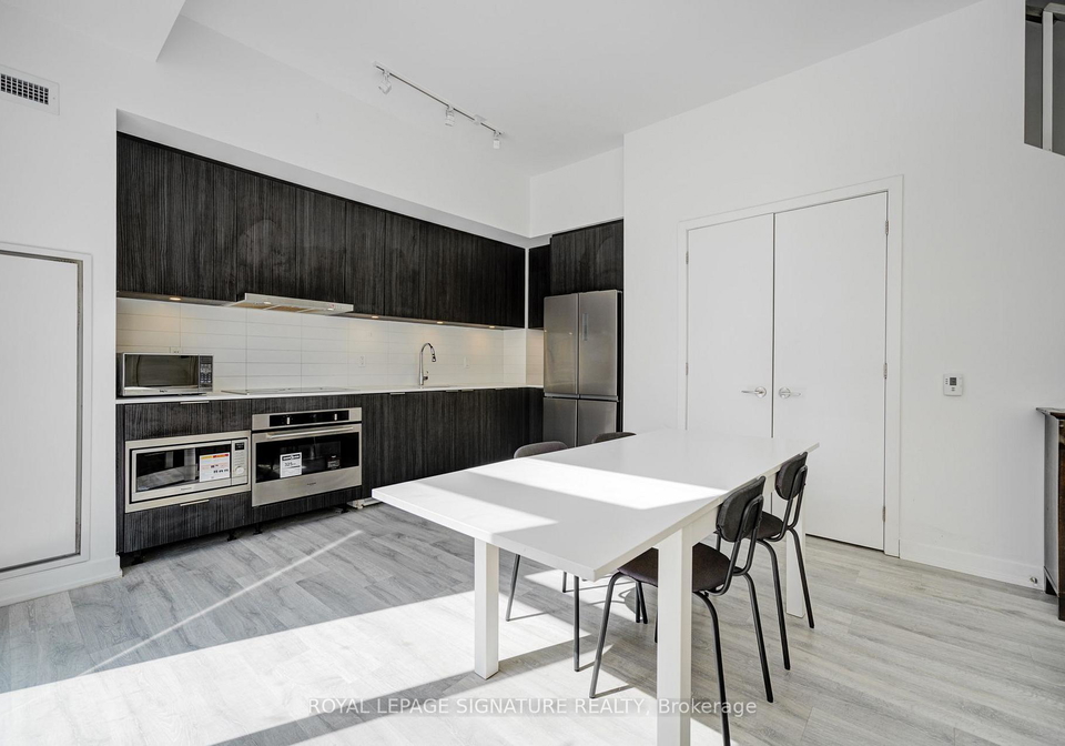 12-olympic-garden-drive-toronto-north-york-ontario-c13566284