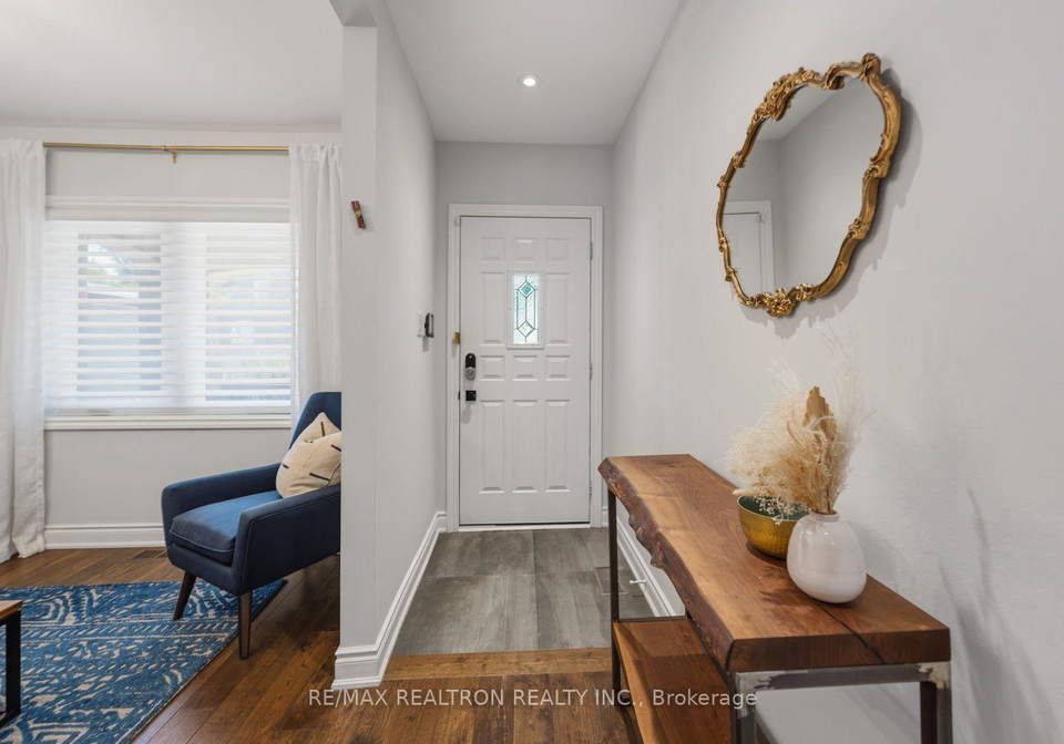 4-normanna-avenue-toronto-toronto-ontario-c13566456