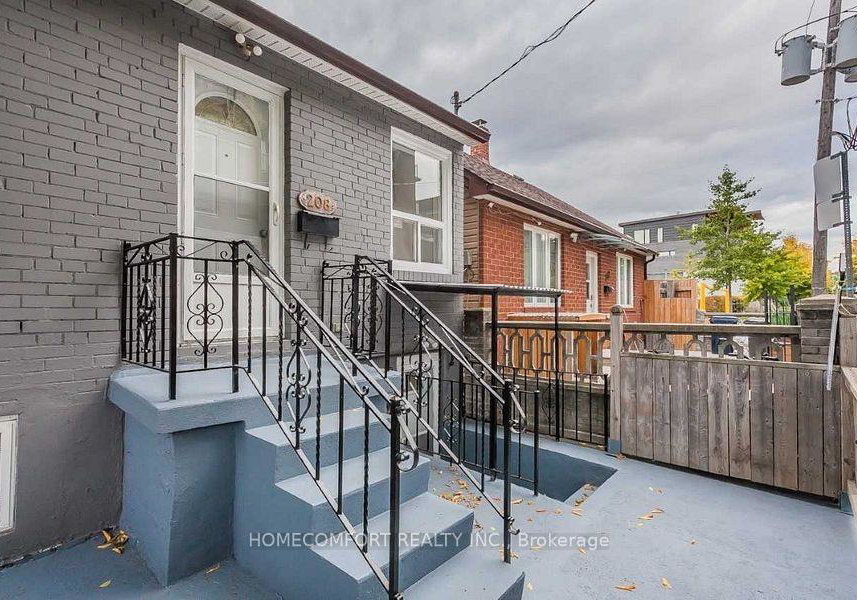 208-manning-avenue-toronto-toronto-ontario-c13566486