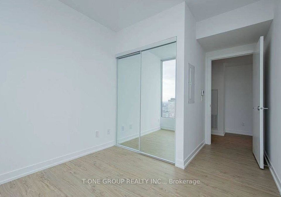 85-wood-street-toronto-toronto-ontario-c13566616