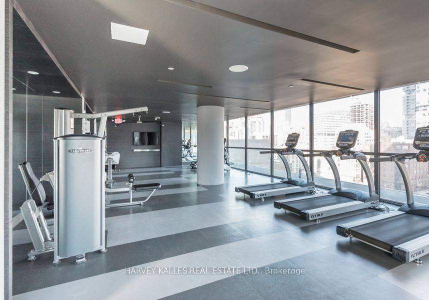 290-adelaide-street-w-toronto-toronto-ontario-c13566642