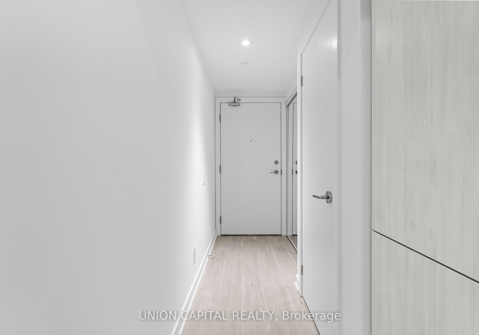 8-wellesley-street-w-toronto-toronto-ontario-c13566806
