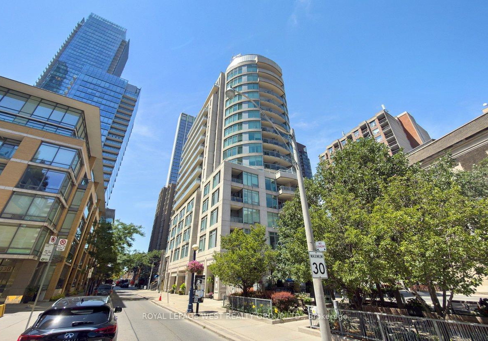 8-scollard-street-toronto-toronto-ontario-c13567106