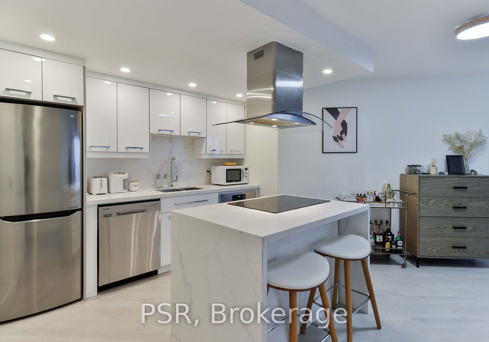 8-york-street-toronto-toronto-ontario-c13567116