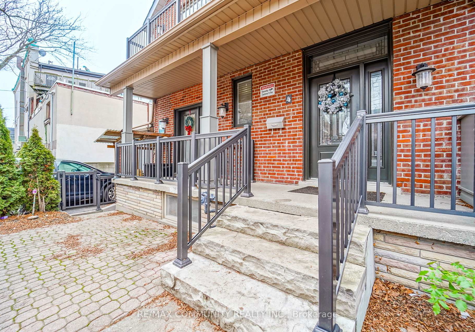 4-lakeview-avenue-toronto-toronto-ontario-c13567368