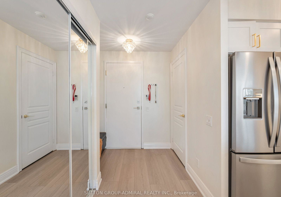 10-northtown-way-toronto-north-york-ontario-c13567808