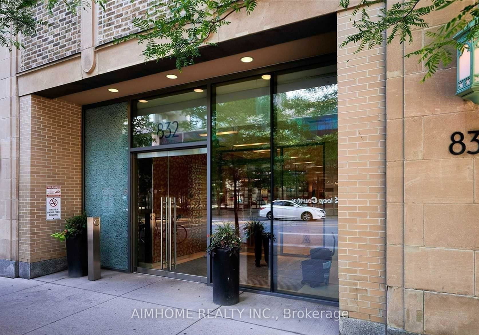 832-bay-street-toronto-toronto-ontario-c13567870