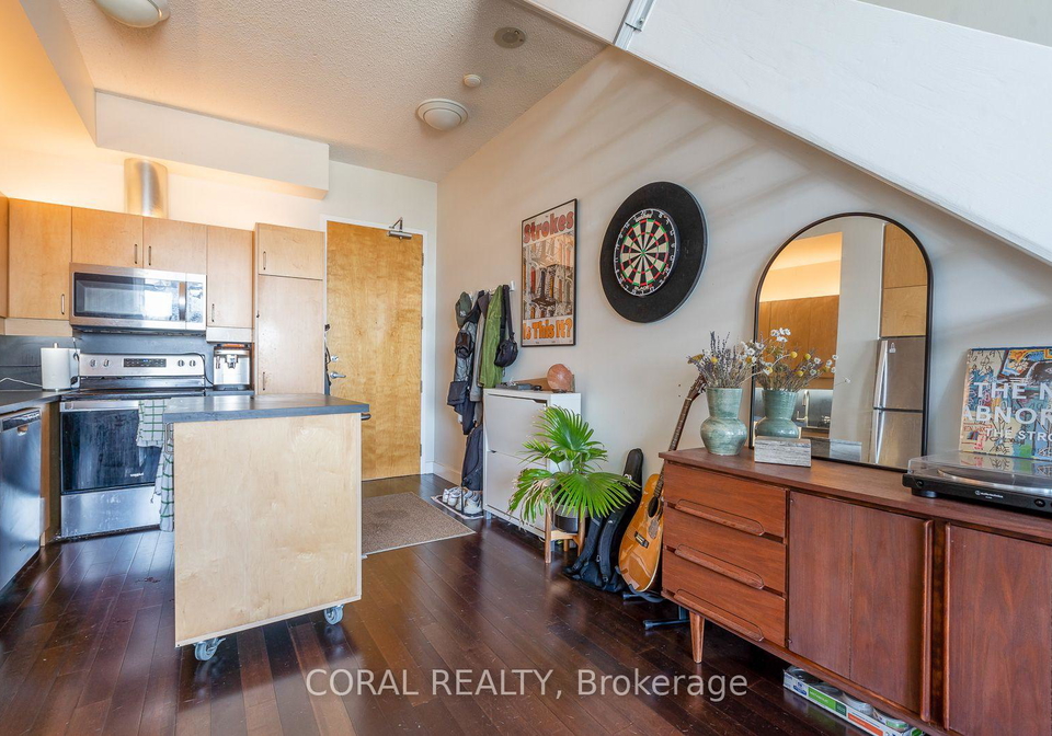 388-richmond-street-w-toronto-toronto-ontario-c13568038