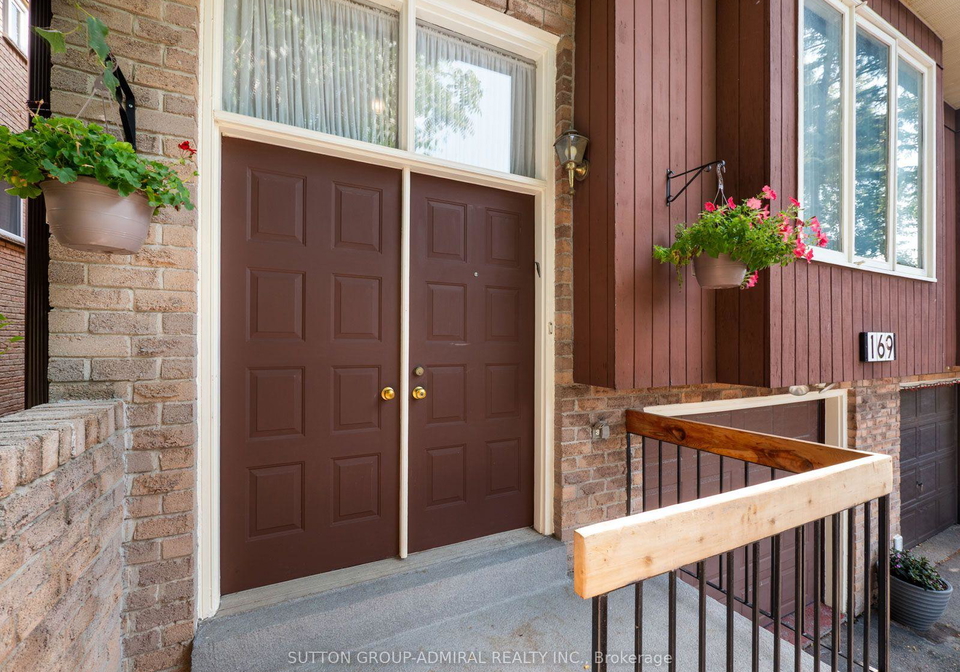 169-robert-hicks-drive-toronto-toronto-ontario-c13568828