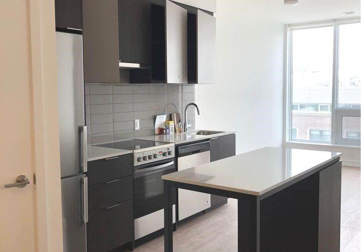 203-college-street-toronto-toronto-ontario-c13569102