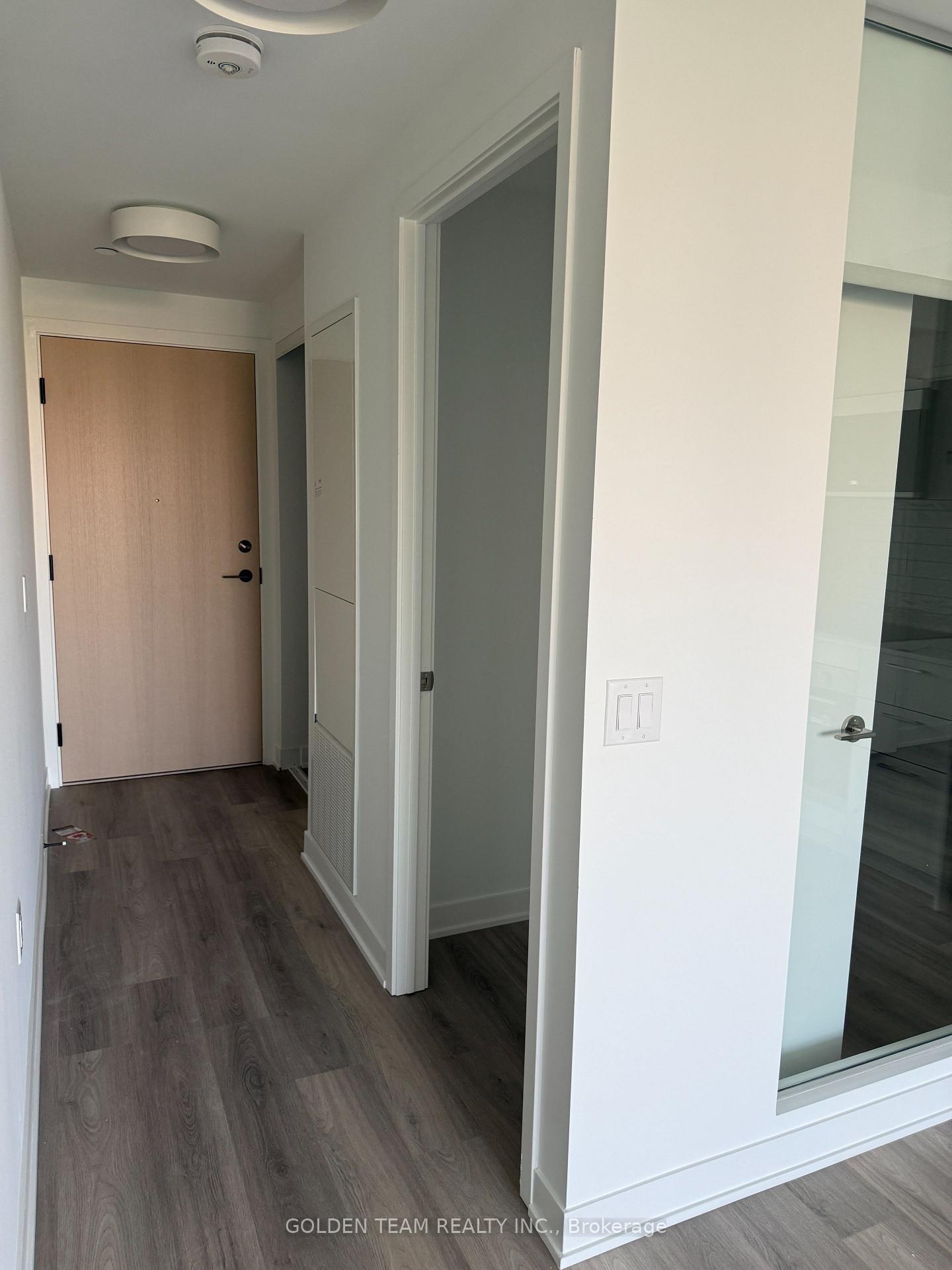 10-oak-street-toronto-toronto-ontario-c13569114