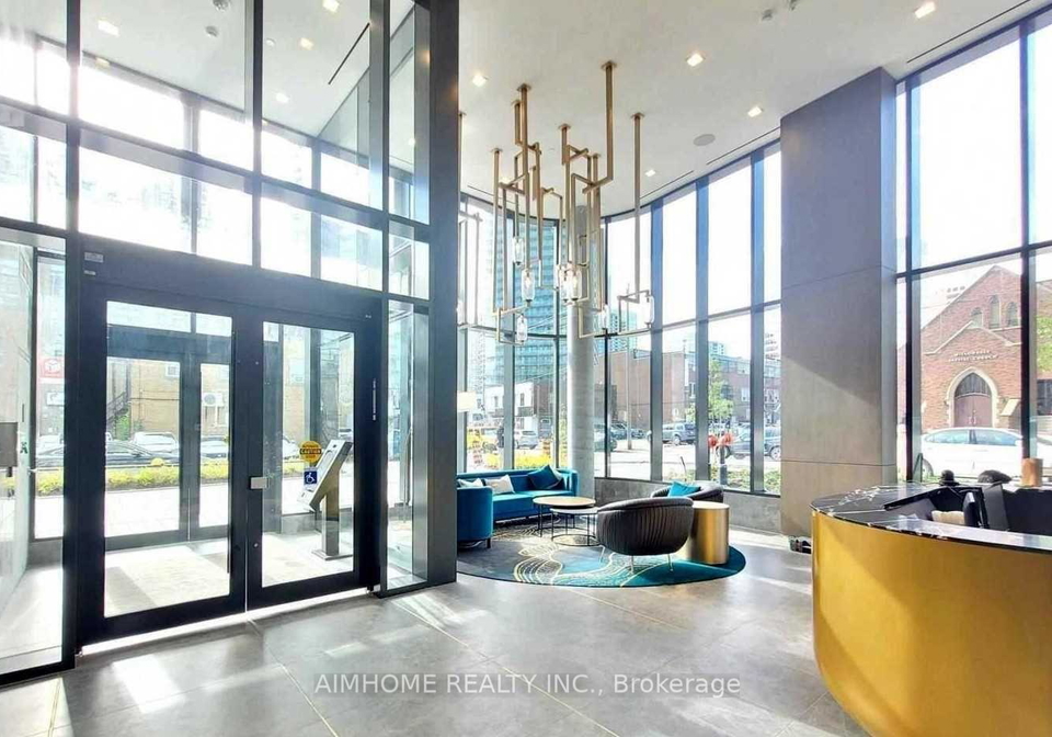 15-holmes-avenue-toronto-north-york-ontario-c13569562