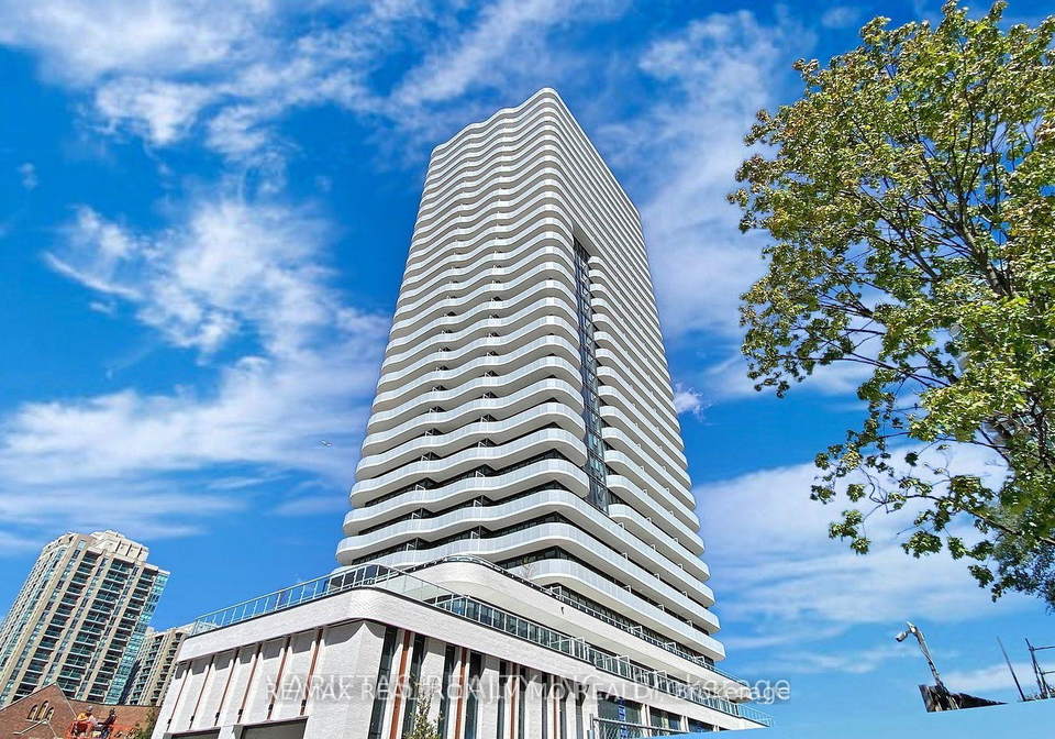 15-holmes-avenue-toronto-north-york-ontario-c13569612