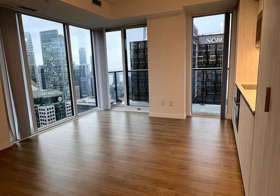 8-widmer-street-toronto-toronto-ontario-c13569620