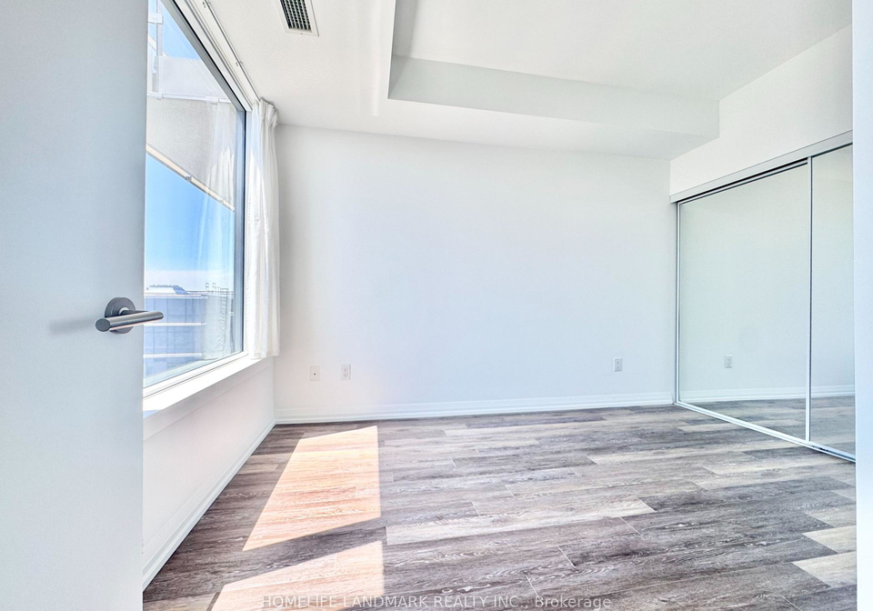 75-canterbury-place-toronto-toronto-ontario-c13569712