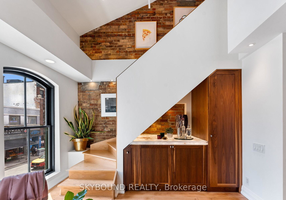 5-st-joseph-street-e-toronto-toronto-ontario-c13569788