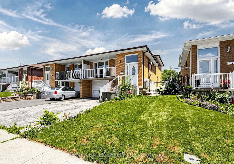 216-shawnee-circle-toronto-north-york-ontario-c13569824