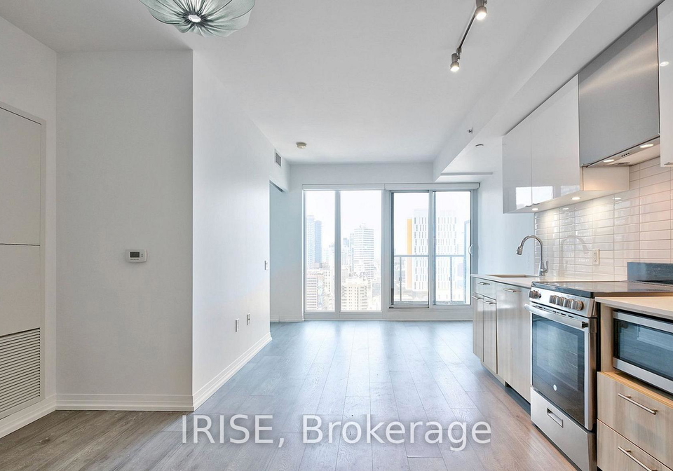 251-jarvis-street-toronto-toronto-ontario-c13569838
