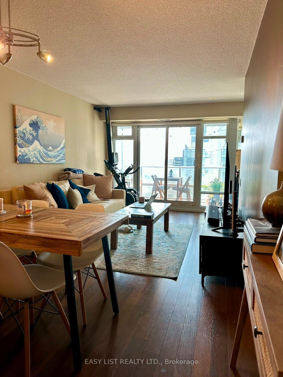 2191-yonge-street-toronto-toronto-ontario-c13570018
