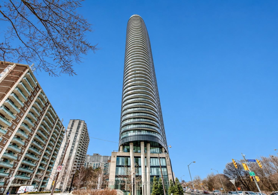 585-bloor-street-e-toronto-toronto-ontario-c13570088