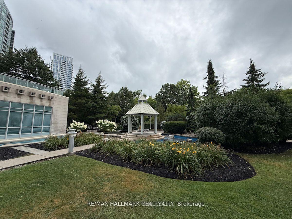 60-byng-avenue-toronto-north-york-ontario-c13570132