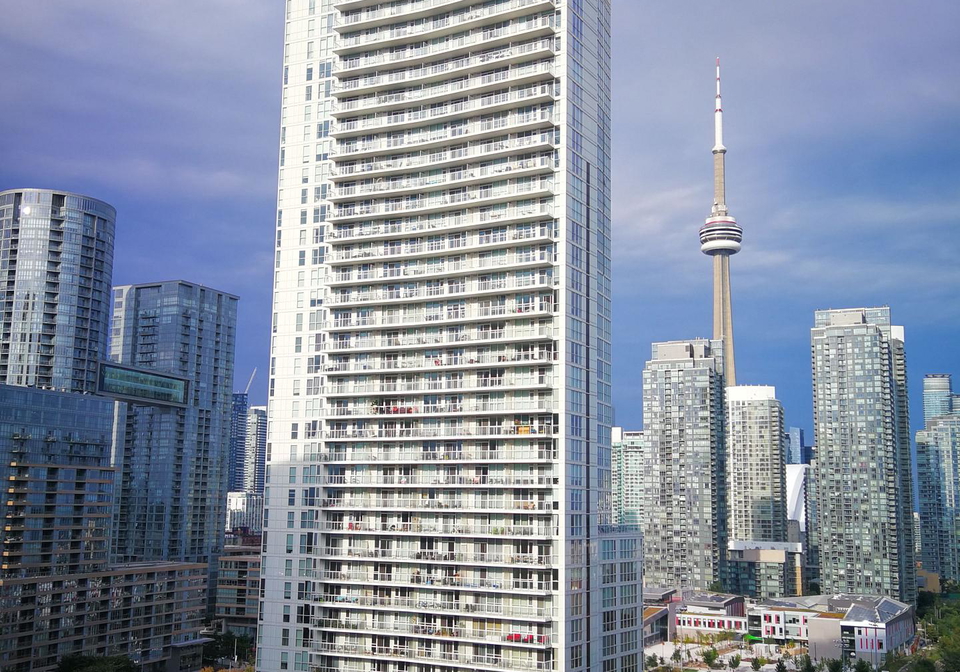 17-bathurst-street-toronto-toronto-ontario-c13570372