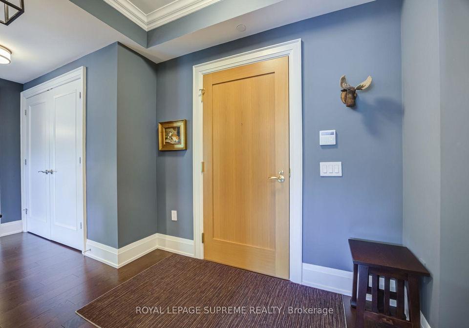 1900-bayview-avenue-toronto-north-york-ontario-c13570482