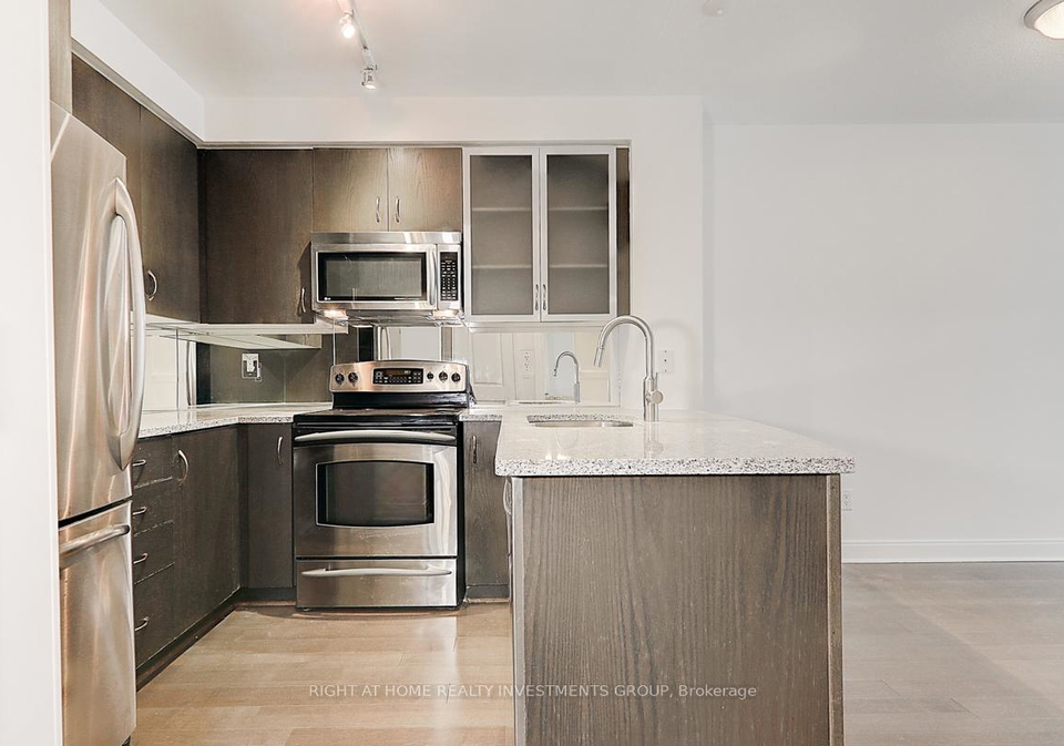 18-yorkville-avenue-toronto-toronto-ontario-c13570558